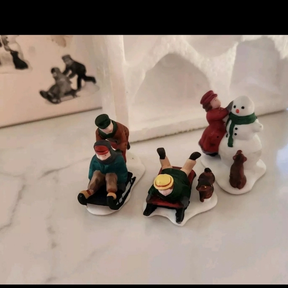 Department 56 Snow Children Set of Three Heritage Village Accessories #5938-2 - Picture 2 of 3